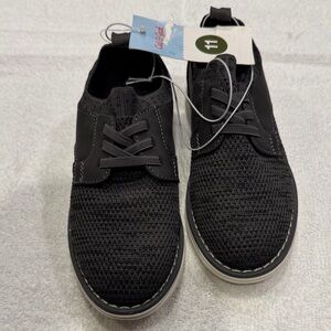 Cat & Jack Black Knit Lace-Up Kids Dress Shoes.